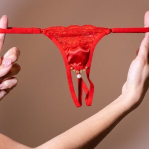 nyitott tanga piros-selyem-csipke