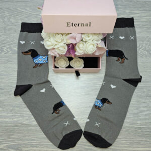 tacskó kutyás zokni kék ruhás