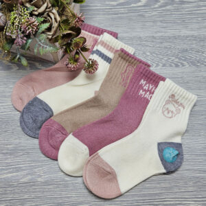 Lány VASTAG gyapjú mintás zokni