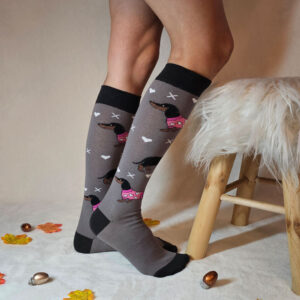 tacskós térdzokni szürke alapon