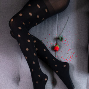 pöttyös-mintás-női-harisnya