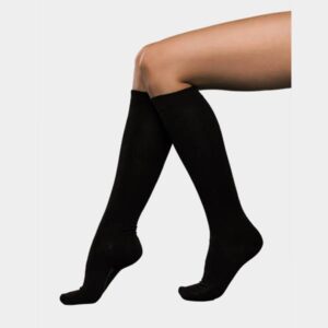 fekete térdzokni jó