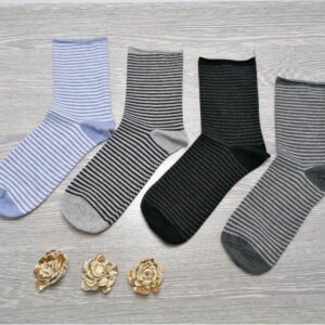 női gumi nélküli zokni csíkos mintás