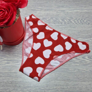 VARRAT NÉLKÜLI PAMUT BUGYI-SZÍVCSKE MINTÁS