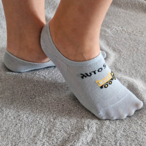 fiú balerina zokni járműves.