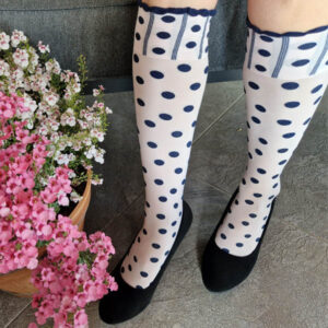 kék pöttyös fehér térdzokni