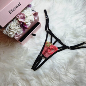 nyitott tanga virágos csipkés