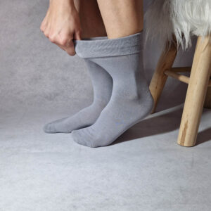 férfi bambusz gumi néküli zokni széles passzé 1