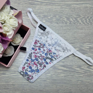 barones pántos tanga csipkés kis virágos