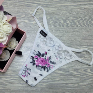 barones pántos tanga csipkés rózsás