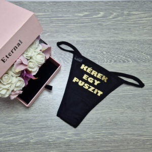 pántos tanga kérek egy puszit