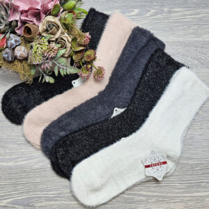 Női csillogós szőrös zokni NB2173