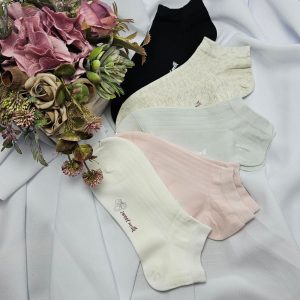 női titokzokni bordás-epres NDX2578