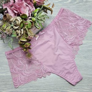 magas derekú tanga csipkés szélű-mályva