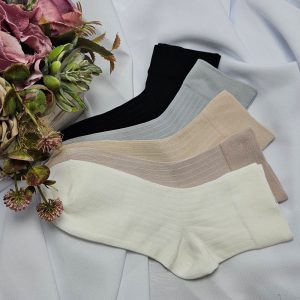 női bambusz köztes szárú bordás gumi nélküli zokni NNZ2555