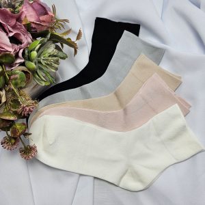 női bambusz köztes szárú gumi nélküli zokni anyagában masni mintás NNZ2556